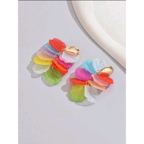 Long Multi-Layer Faux Shell Dangle Earrings for Women -Elegant Statement Jewelry - Picture 7 of 8